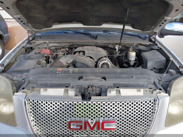 GMC Yukon Sle Image 2