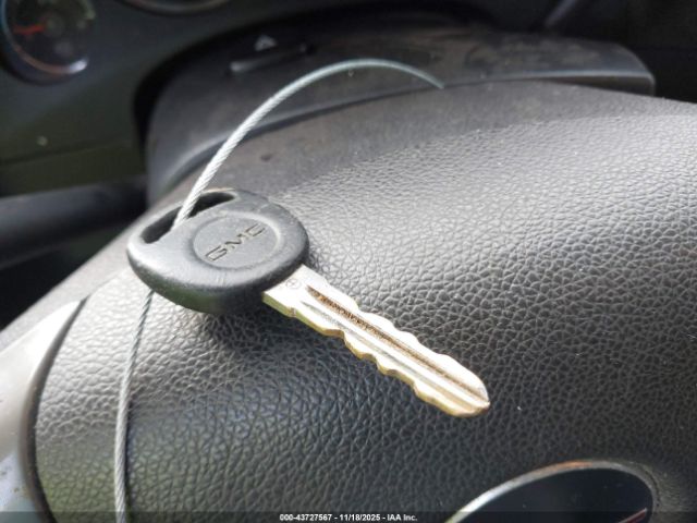 GMC Yukon Sle Image 10