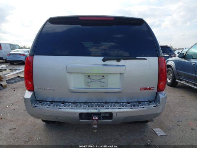 GMC Yukon Sle Image 13