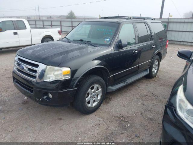 Ford Expedition Xlt Image 2