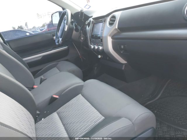 Toyota Tundra Sr5 Image 9