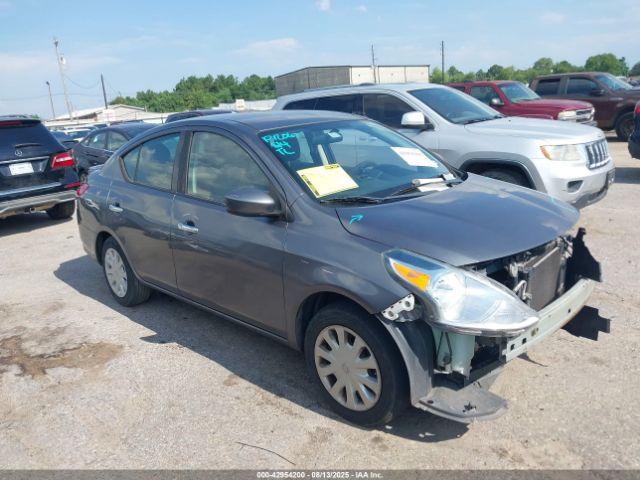  Salvage Nissan Versa