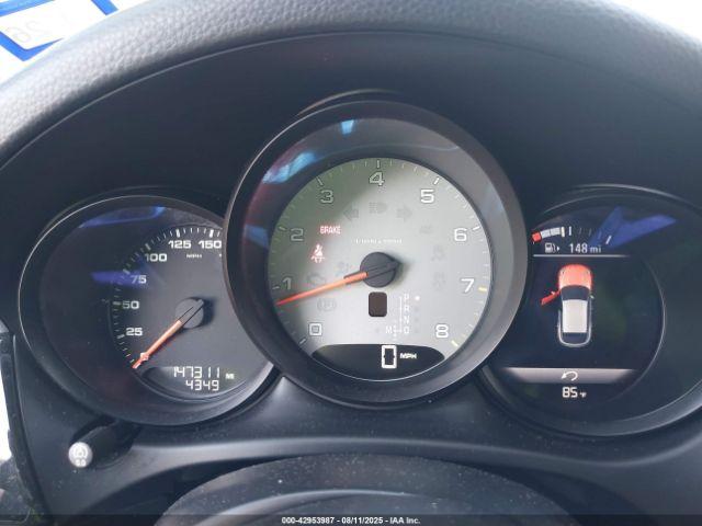 Porsche Macan S Image 14