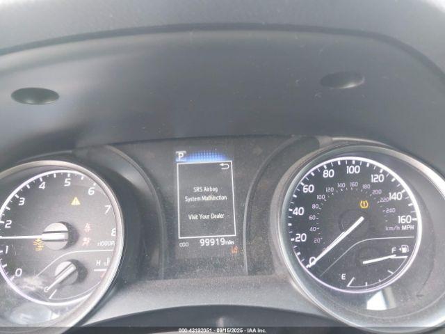 Toyota Camry Se Image 14