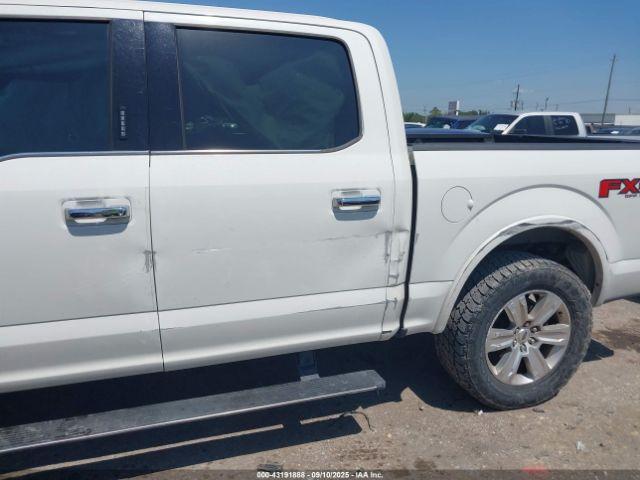 Ford F-150 Platinum Image 9