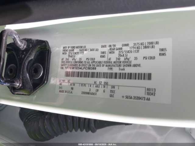 Ford F-150 Platinum Image 11