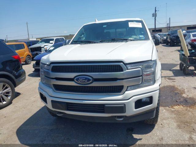 Ford F-150 Platinum Image 2