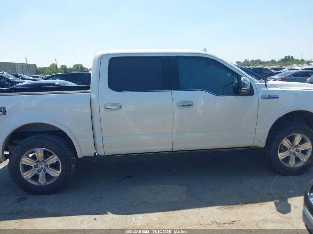 Ford F-150 Platinum Image 12