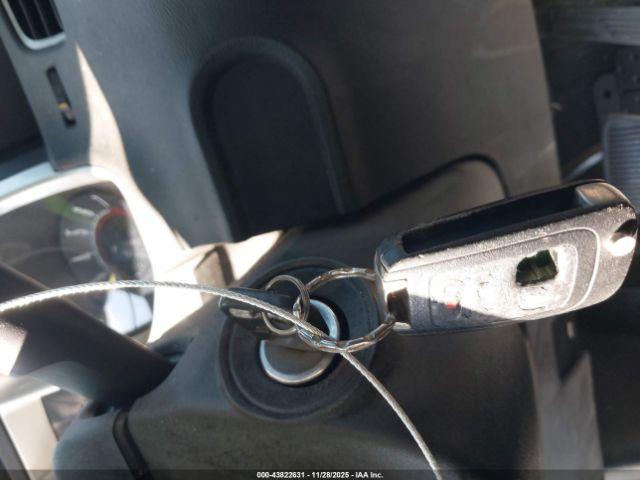 Chevrolet Camaro 1lt Image 8