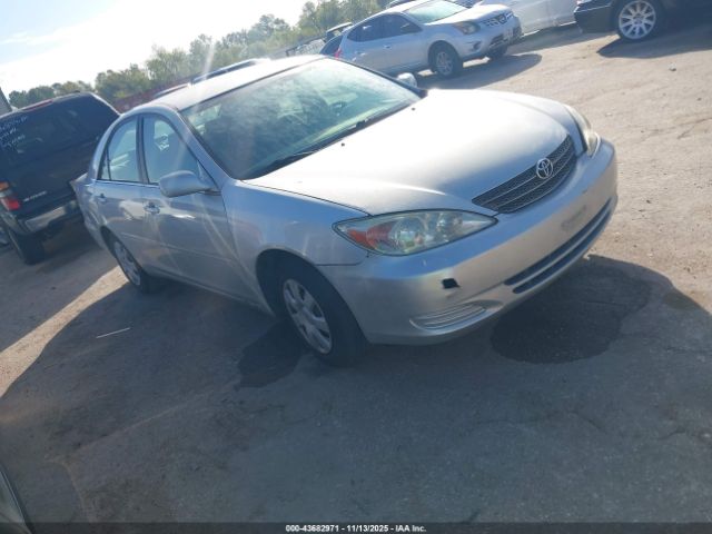 Toyota Camry Le Image 1