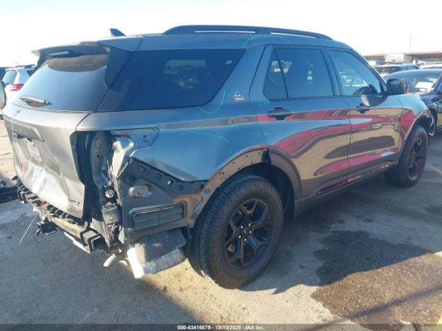 Ford Explorer Timberline Image 17