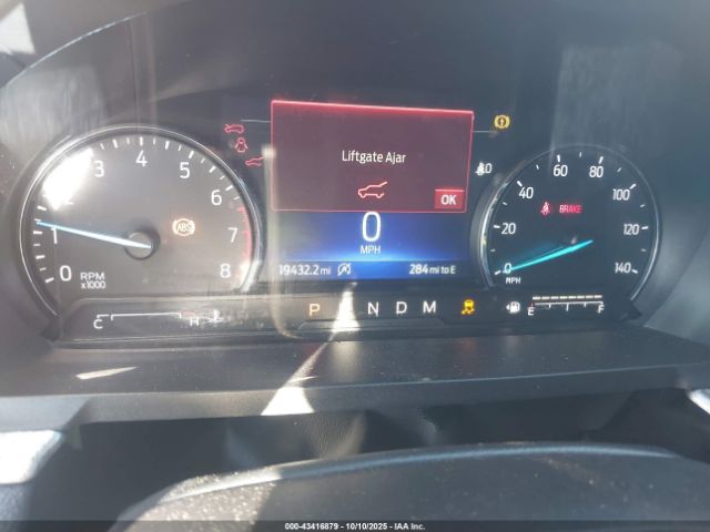 Ford Explorer Timberline Image 8