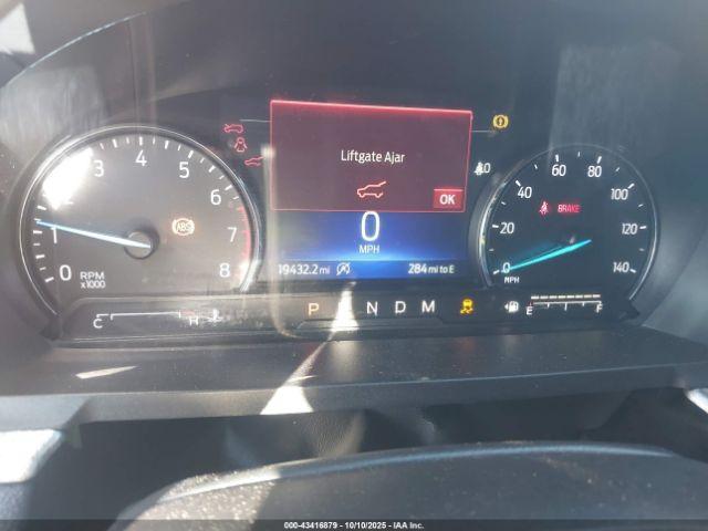 Ford Explorer Timberline Image 8