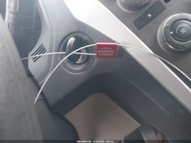 Ford Explorer Image 11