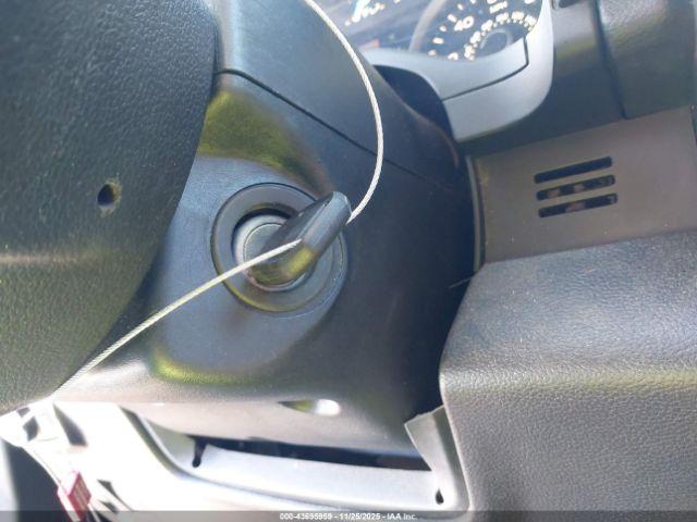 Ford F-150 Xlt Image 13