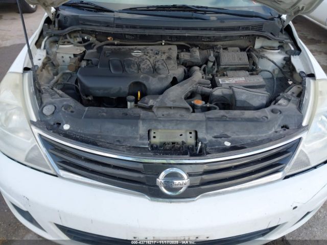 Nissan Versa 1.8s Image 11