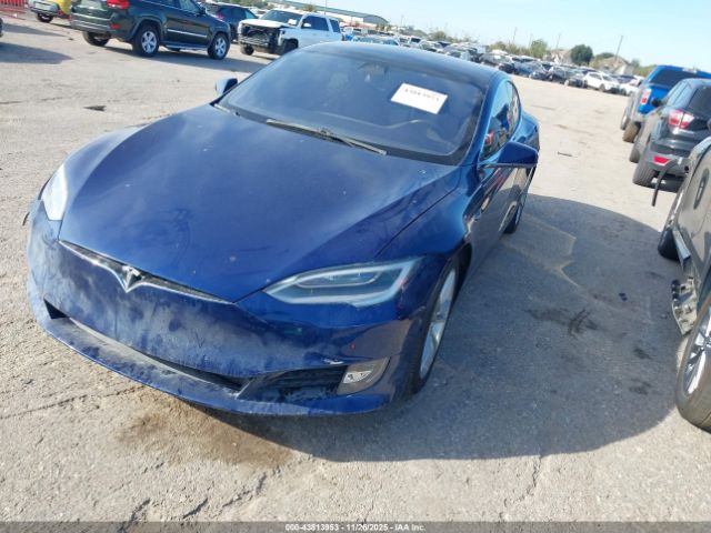 Tesla Model S Image 9