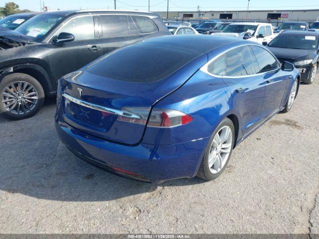 Tesla Model S Image 11