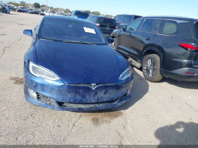 Tesla Model S Image 12