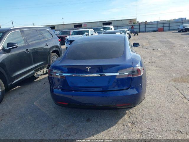 Tesla Model S Image 2