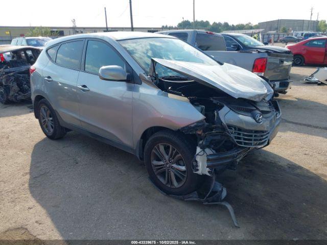  Salvage Hyundai TUCSON