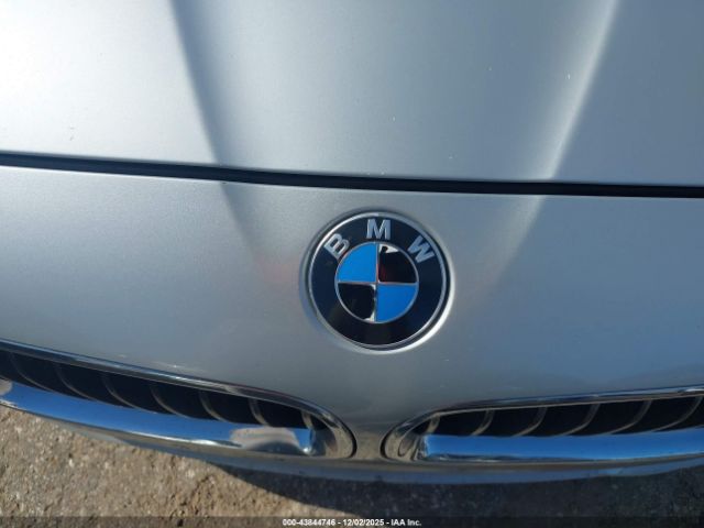 BMW 5 Series Image 6