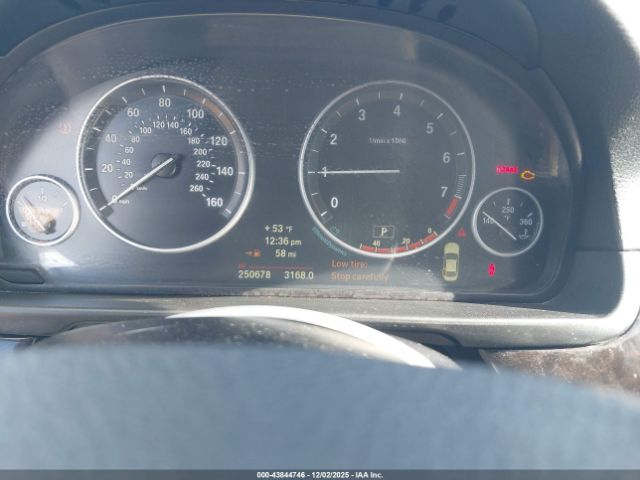 BMW 5 Series Image 11