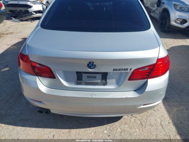 BMW 5 Series Image 14