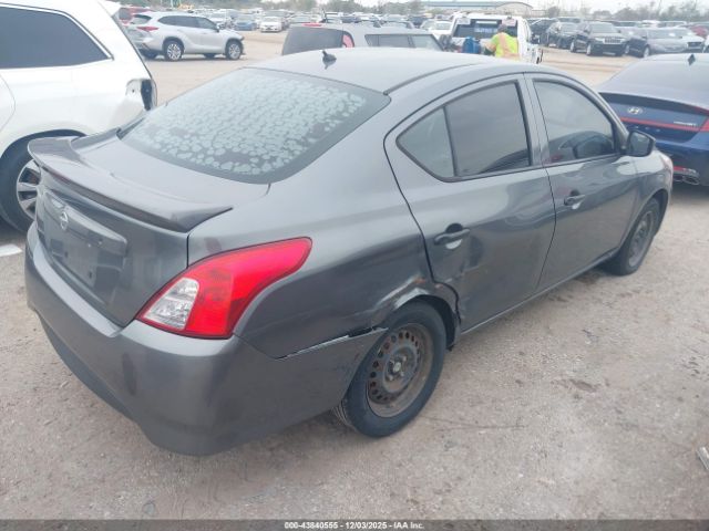 Nissan Versa 1.6 S+ Image 8