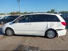 Toyota Sienna Le Image 10
