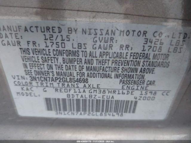 Nissan Versa Image 8