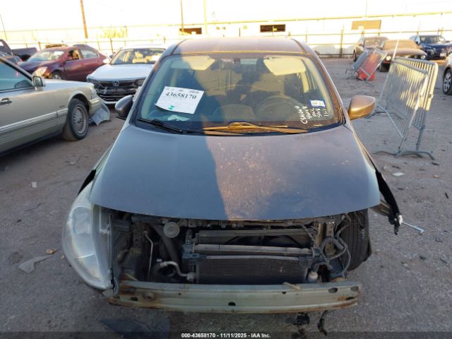 Nissan Versa Image 11