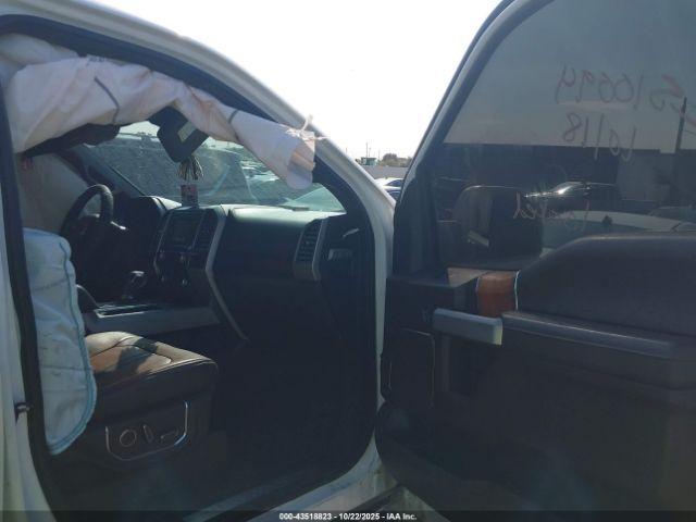 Ford F-150 King Ranch Image 13