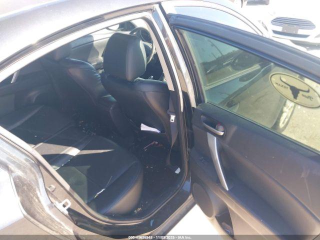 Mazda Mazda3 I Grand Touring Image 8