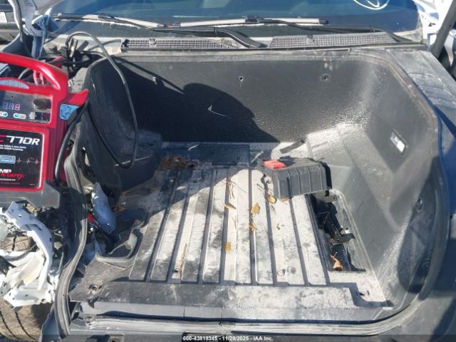 Chevrolet Silverado Ev Lt Image 12