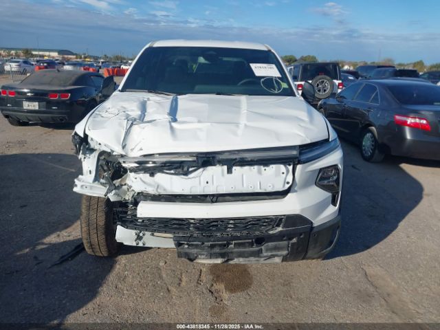 Chevrolet Silverado Ev Lt Image 18