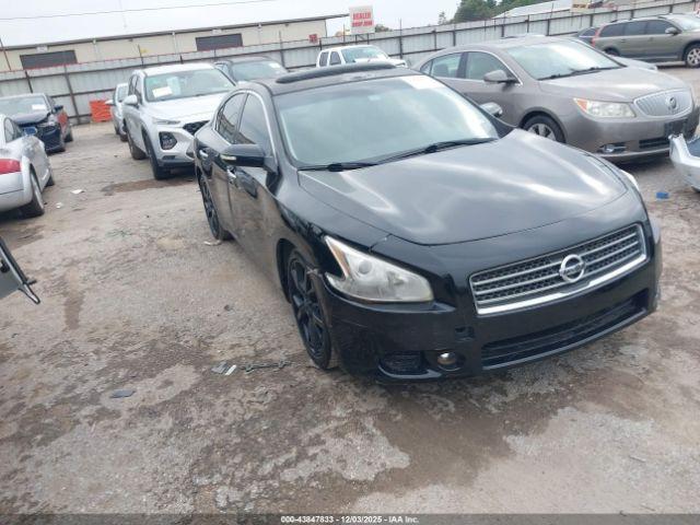  Salvage Nissan Maxima