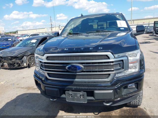 Ford F-150 Limited Image 13