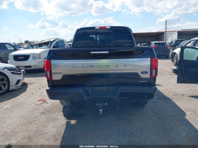 Ford F-150 Limited Image 11