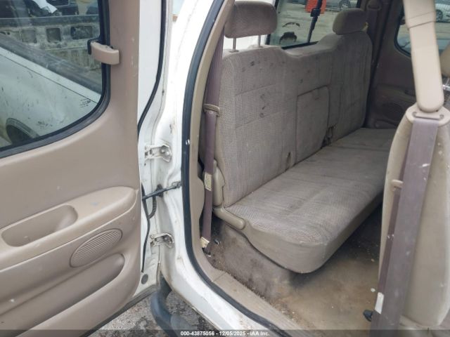 Toyota Tundra Sr5 V8 Image 4