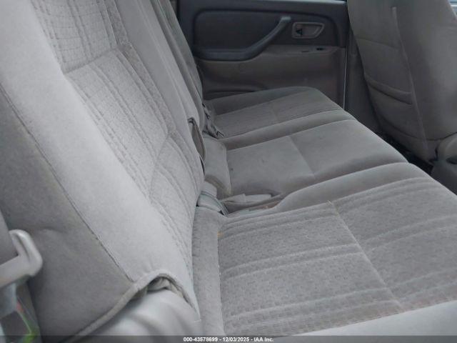 Toyota Tundra Sr5 V8 Image 12