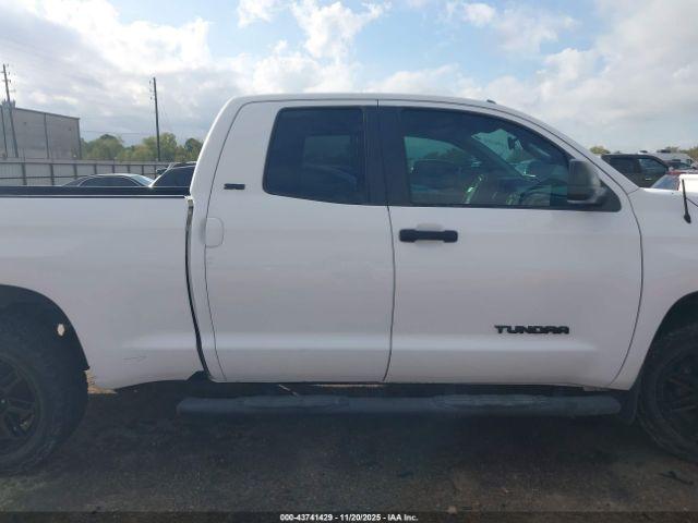 Toyota Tundra Sr5 4.6l V8 Image 10