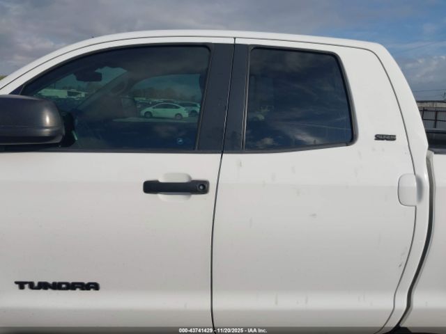 Toyota Tundra Sr5 4.6l V8 Image 15