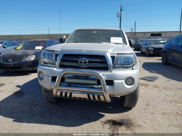 Toyota Tacoma Prerunner V6 Image 9