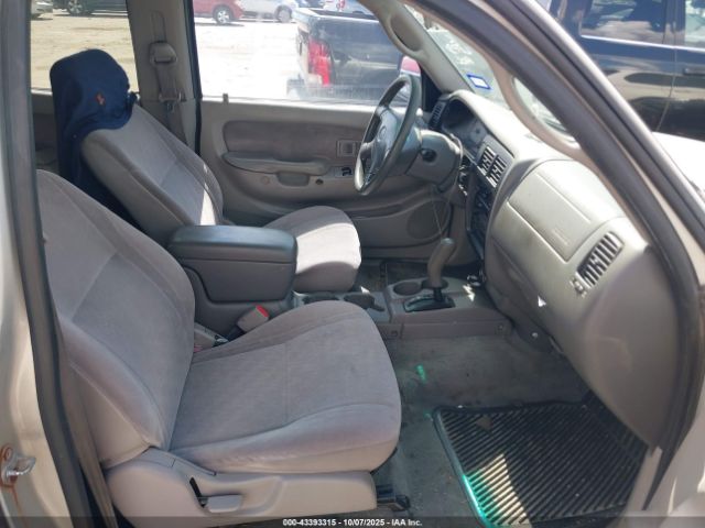 Toyota Tacoma Prerunner Image 12