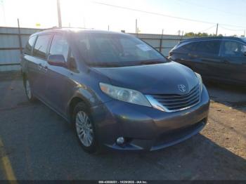  Salvage Toyota Sienna