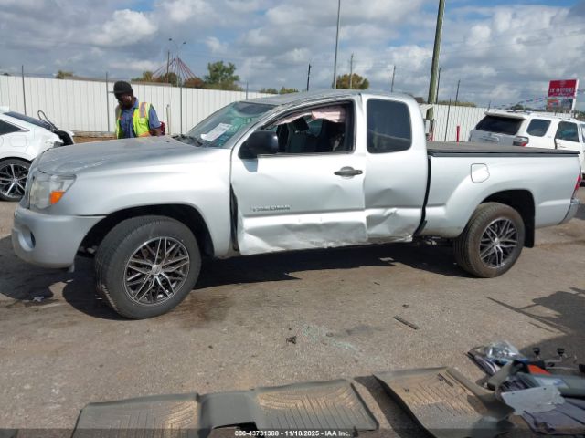 Toyota Tacoma Image 10