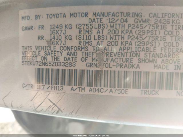 Toyota Tacoma Prerunner V6 Image 5