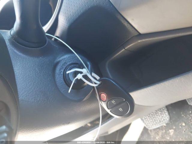 Toyota Tacoma Prerunner V6 Image 15