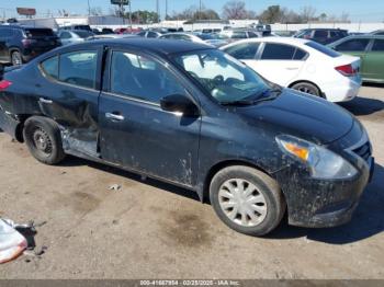  Salvage Nissan Versa